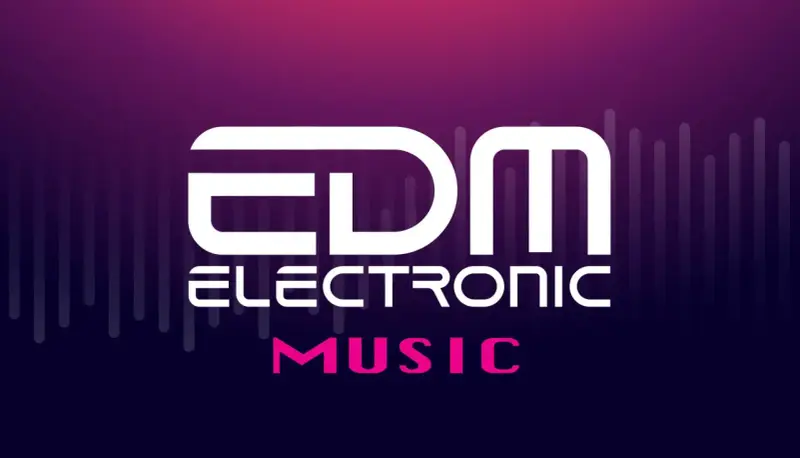 Logo mit "EDM ELECTRONIC MUSIC" in Weiß und Pink vor einem lila Hintergrund mit vertikalen Linien.